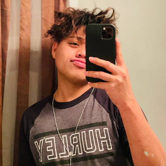 Meet your Posher, June - Picture 1 of 1